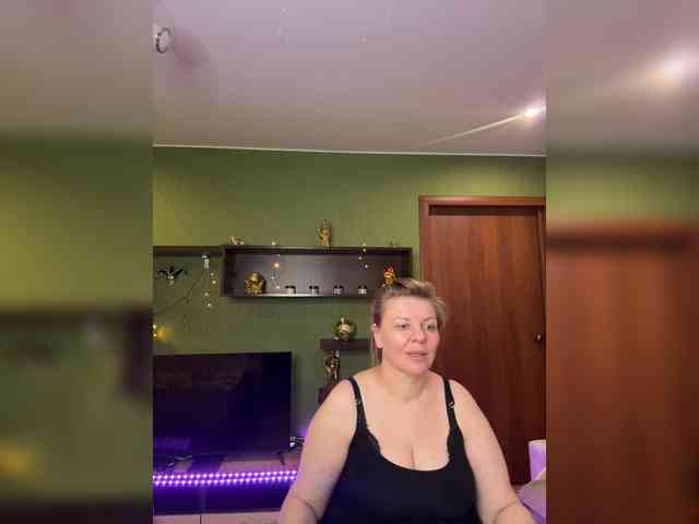 Veronika_Gold webcam