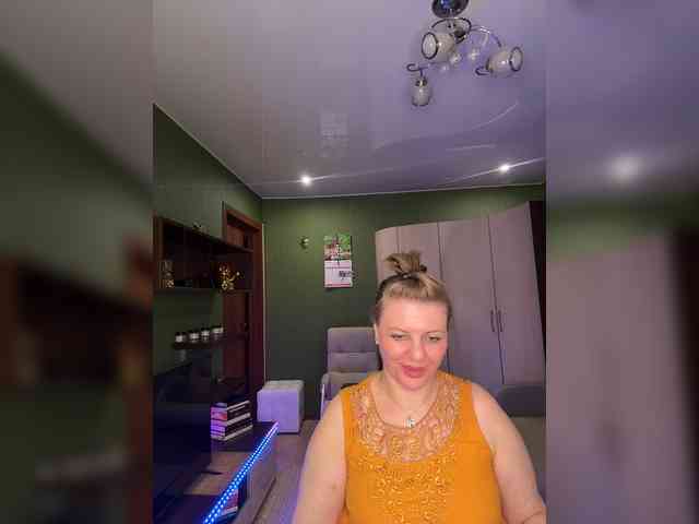 Veronika_Gold webcam