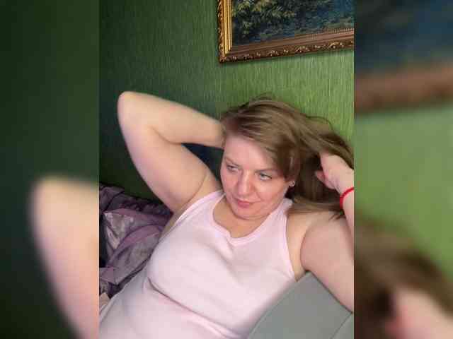 Veronika_Gold webcam