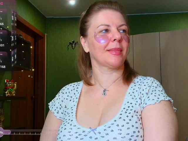 Veronika_Gold webcam