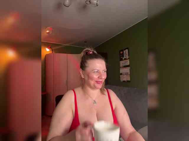 Veronika_Gold webcam