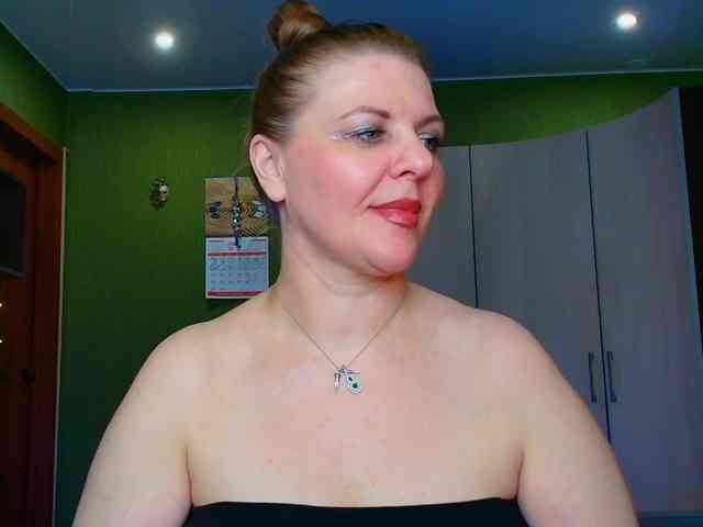 Veronika_Gold webcam