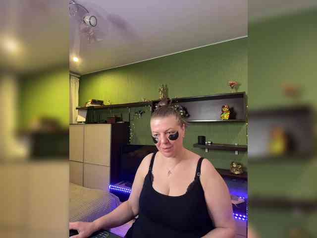 Veronika_Gold webcam