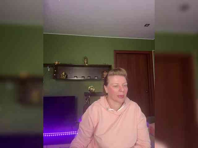 Veronika_Gold webcam