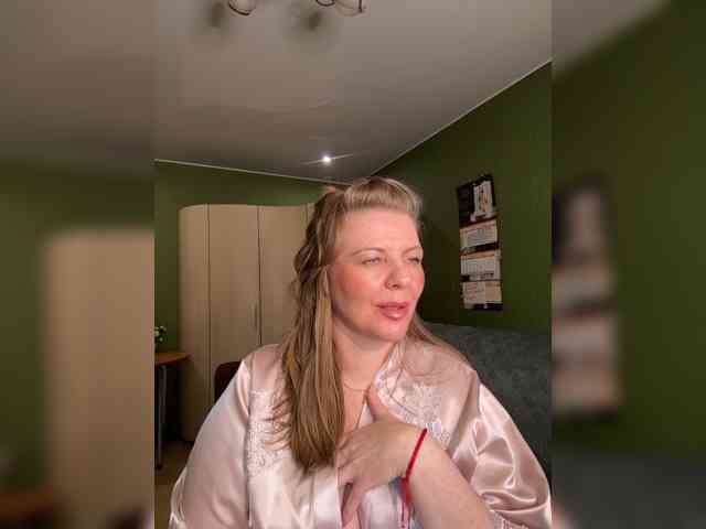 Veronika_Gold webcam