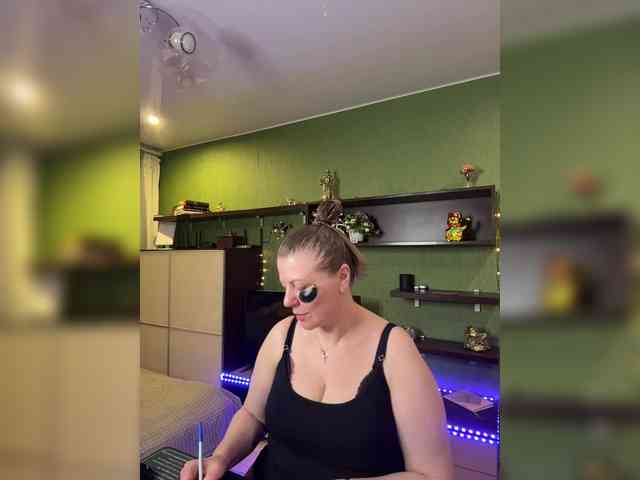 Veronika_Gold webcam