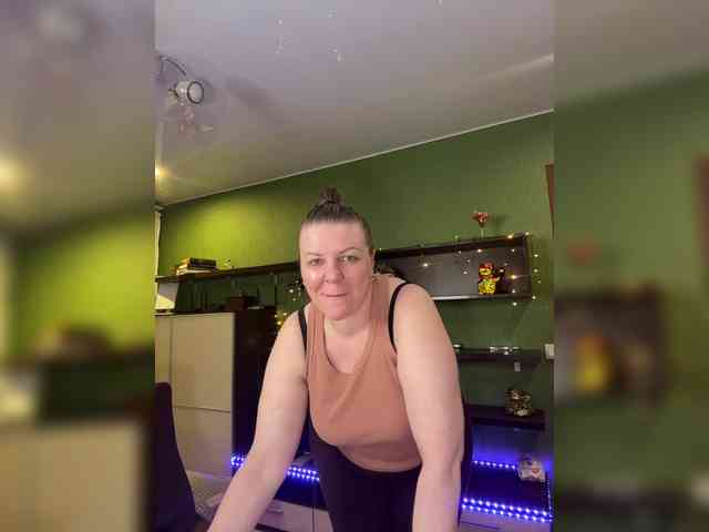 Veronika_Gold webcam