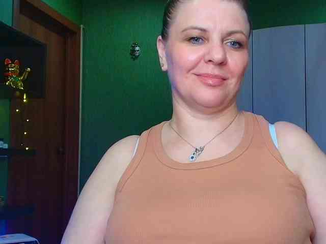 Veronika_Gold webcam