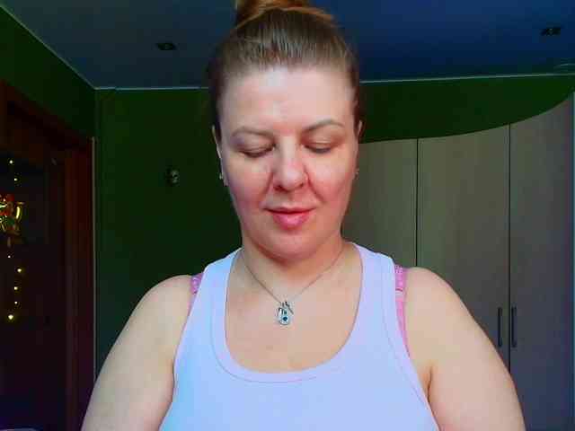 Veronika_Gold webcam
