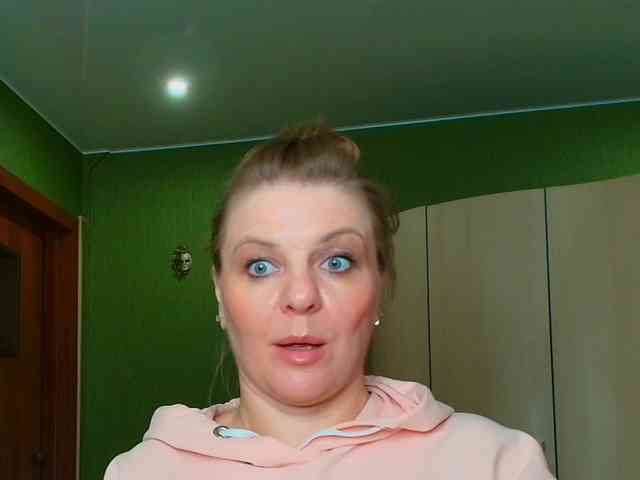 Veronika_Gold webcam