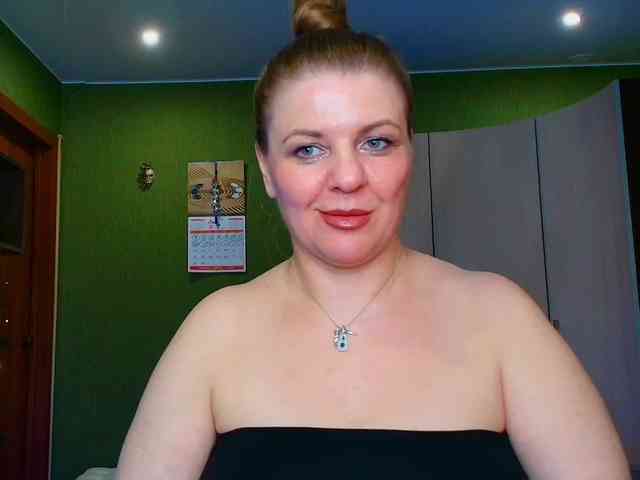 Veronika_Gold webcam