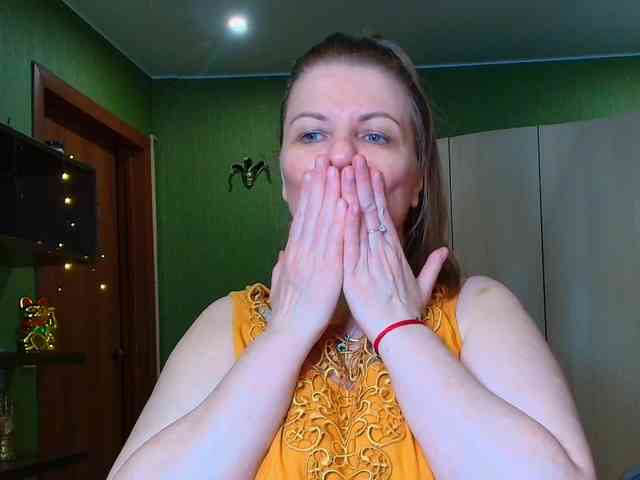 Veronika_Gold webcam