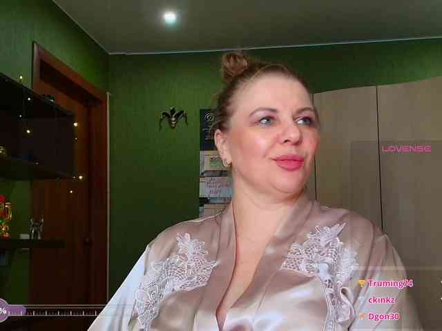 veronika_gold's live room