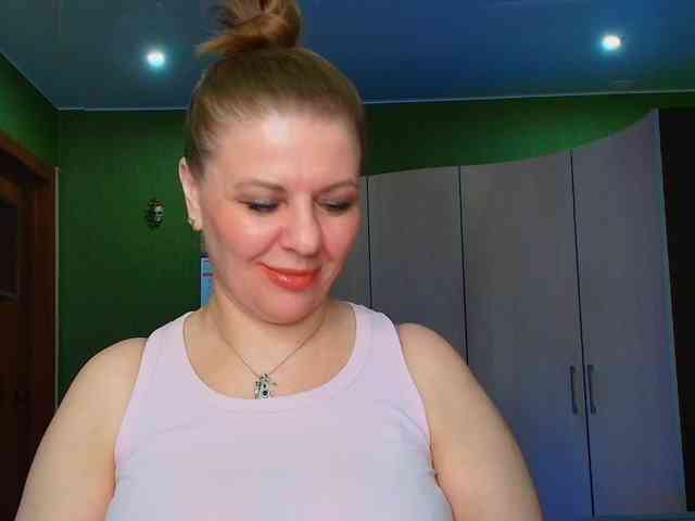 Veronika_Gold webcam