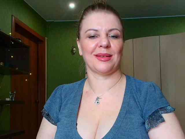 Veronika_Gold webcam