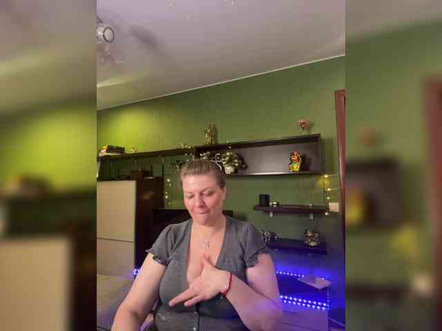 Veronika_Gold webcam