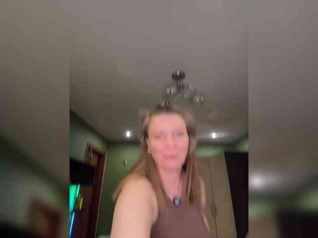 Veronika_Gold webcam