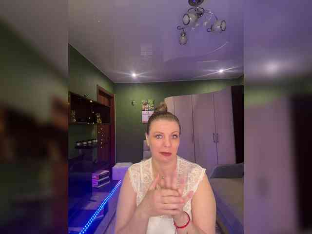 Veronika_Gold webcam