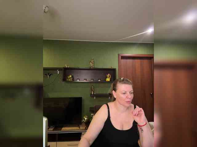 Veronika_Gold webcam