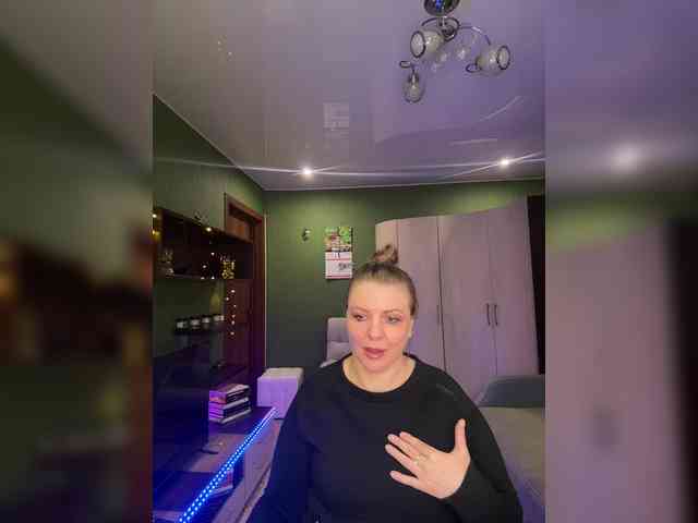 Veronika_Gold webcam