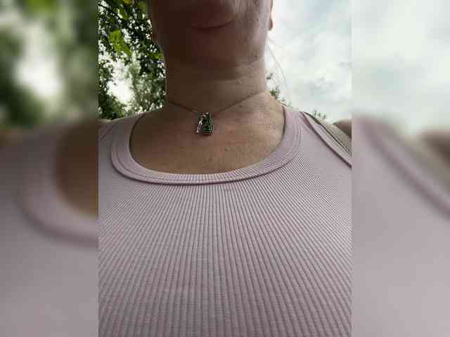 Veronika_Gold webcam