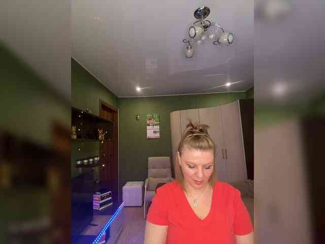 Veronika_Gold webcam