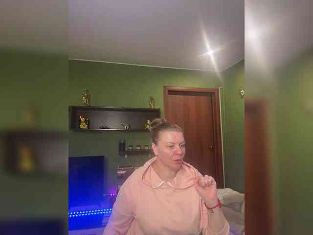 Veronika_Gold webcam