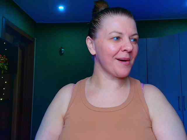 Veronika_Gold webcam