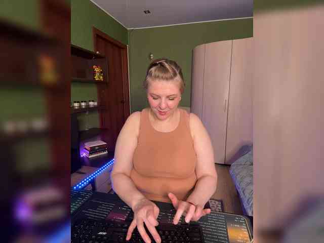Veronika_Gold webcam