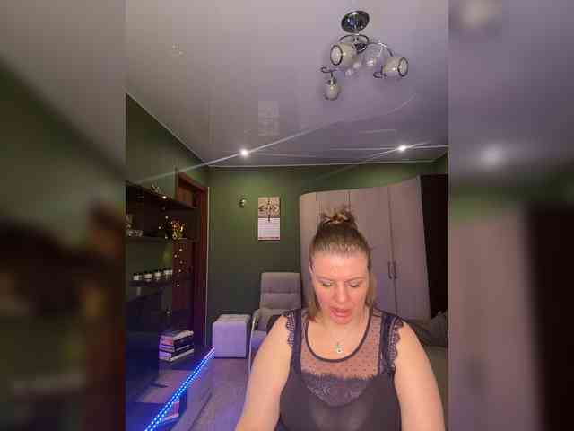 Veronika_Gold webcam