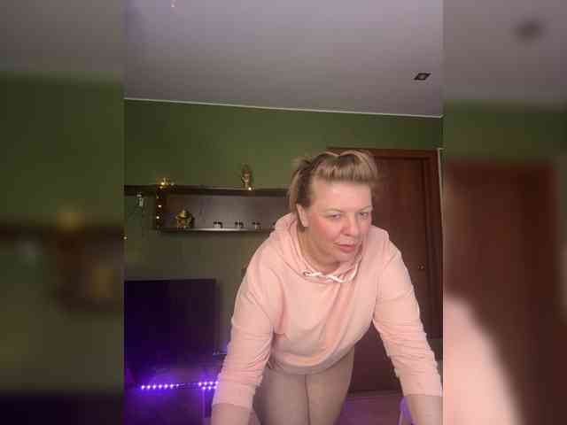 Veronika_Gold webcam