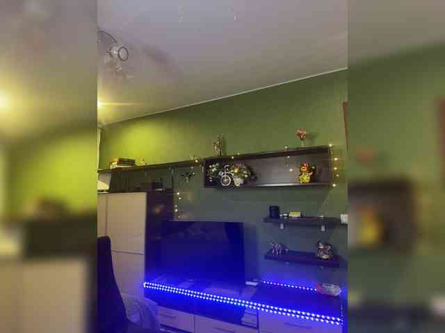 Veronika_Gold webcam