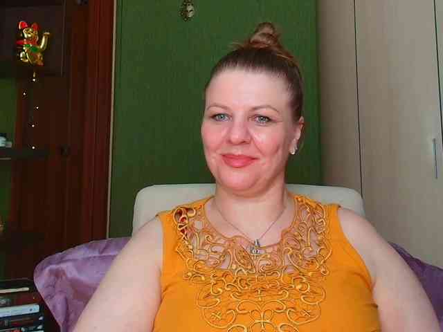 Veronika_Gold webcam
