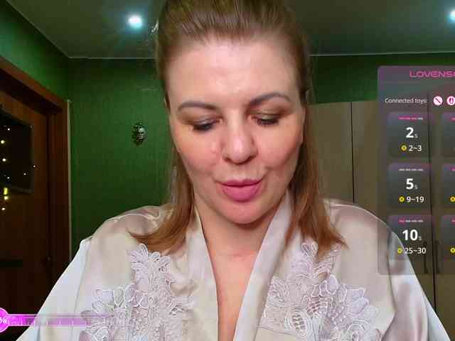 Veronika_Gold webcam