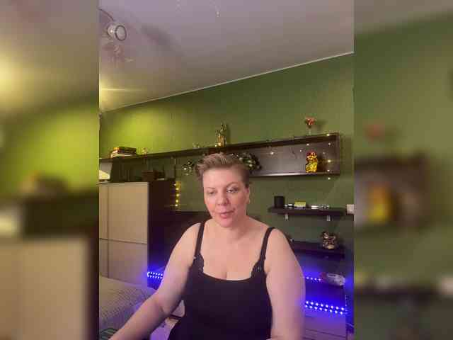 Veronika_Gold webcam