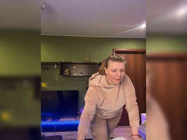 Veronika_Gold webcam