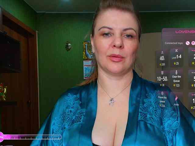 Veronika_Gold webcam