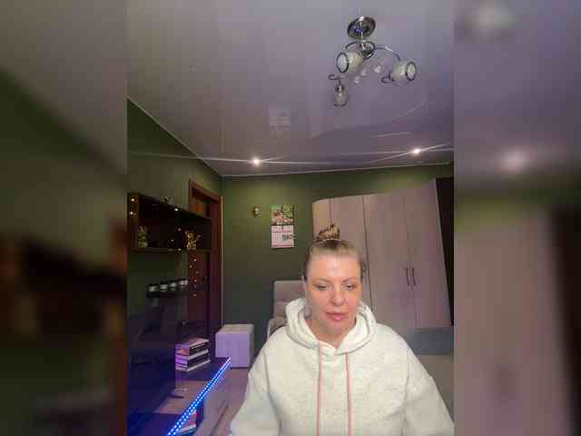 Veronika_Gold webcam