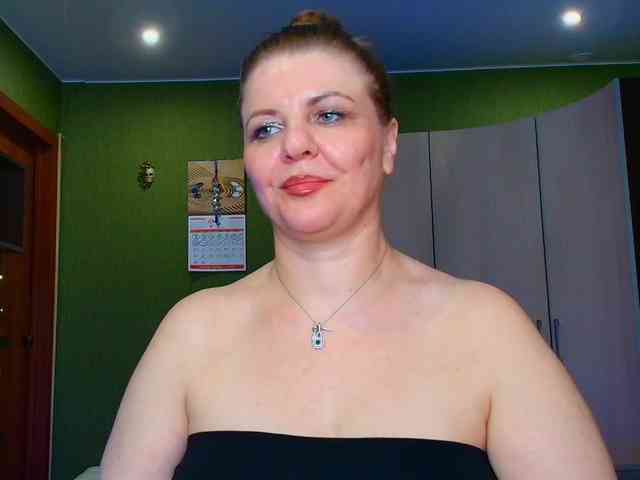 Veronika_Gold webcam