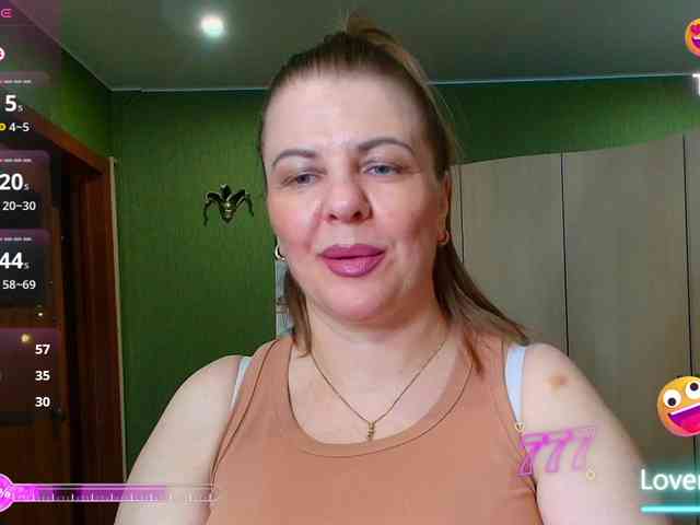 Veronika_Gold webcam