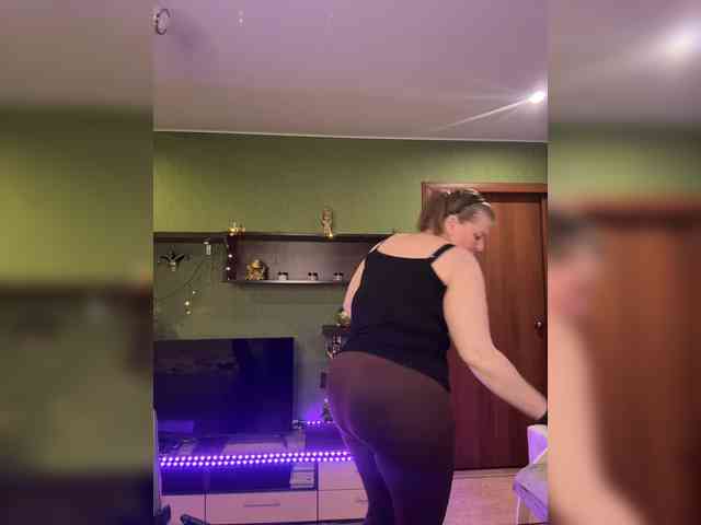 Veronika_Gold webcam