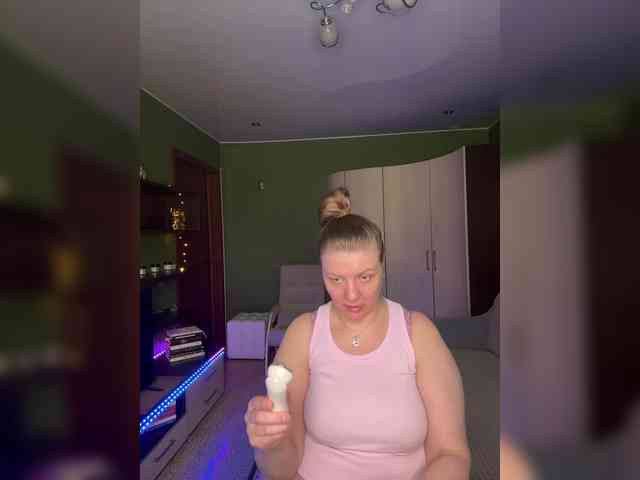 Veronika_Gold webcam