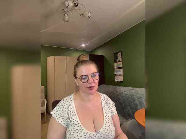 Veronika_Gold webcam