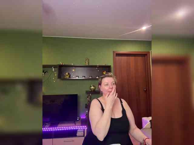 Veronika_Gold webcam