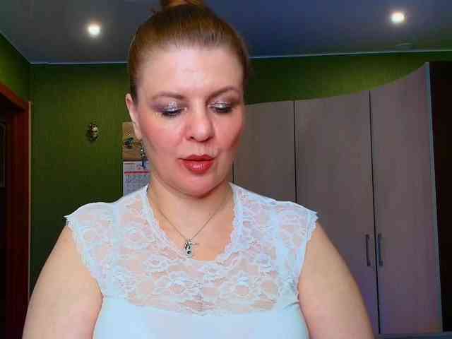 Veronika_Gold webcam