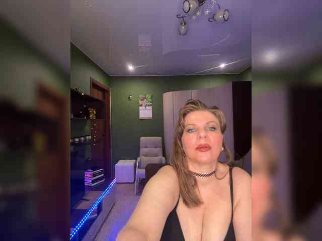 Veronika_Gold webcam