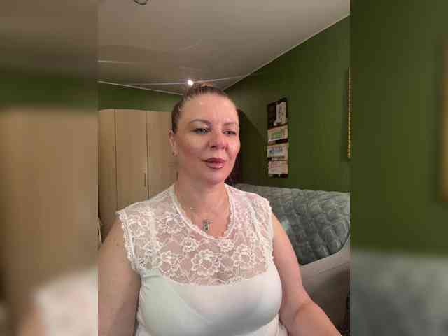 Veronika_Gold webcam