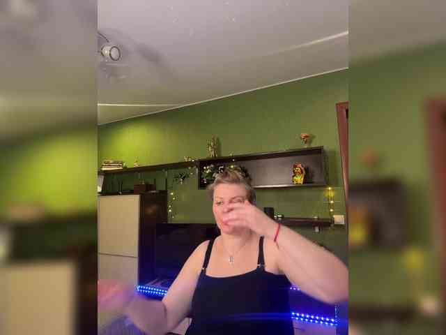 Veronika_Gold webcam