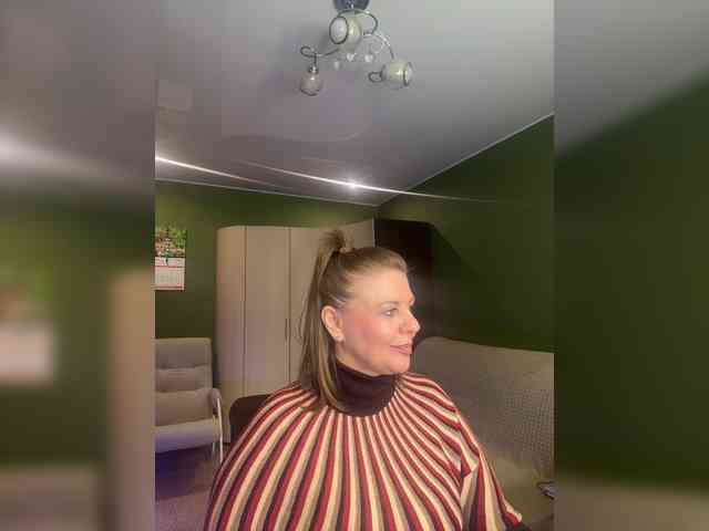 Veronika_Gold webcam