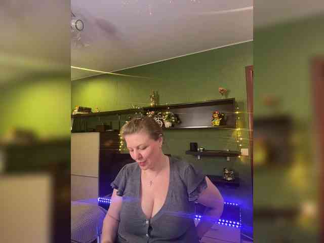 Veronika_Gold webcam